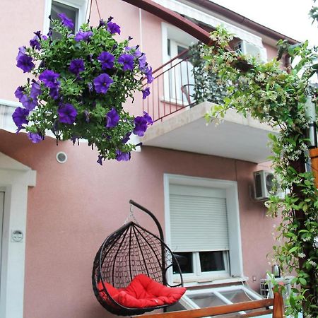 Apartments Center Old Town Подгорица Экстерьер фото
