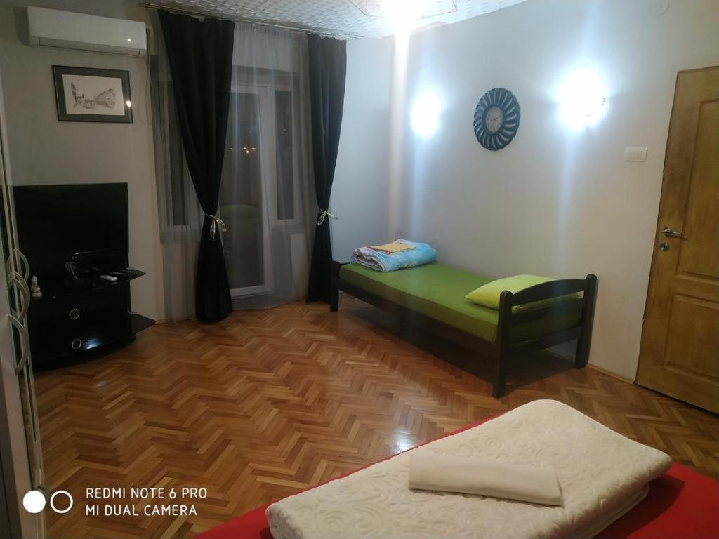 Apartments Center Old Town Подгорица Экстерьер фото