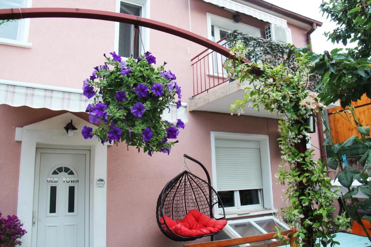 Apartments Center Old Town Подгорица Экстерьер фото
